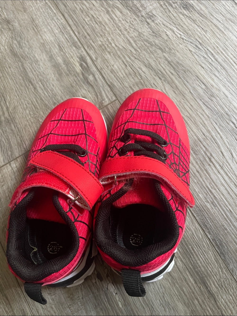 Spiderman Kid Red and Black Athletic Sneakers with velcroStrap size 26.